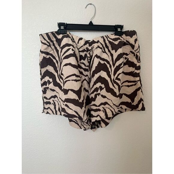 H&M Animal Print Linen Shorts NEW NWT - Picture 1 of 4